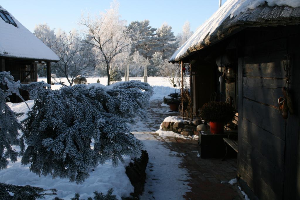 Chill Inn แบร์นาติ ภายนอก รูปภาพ